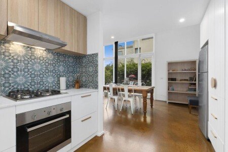 Apartment 1 guest, with garden