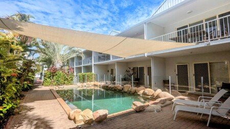 Aparthotel 5 guests, with pool
