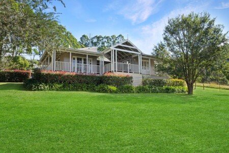 House 2 bedrooms, with garden