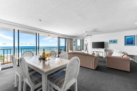 Apartment 2 bedrooms, with pool