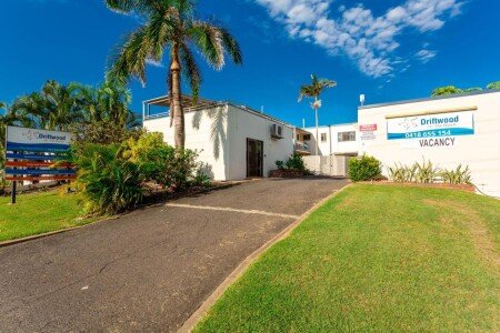 Aparthotel 5 guests, with pool