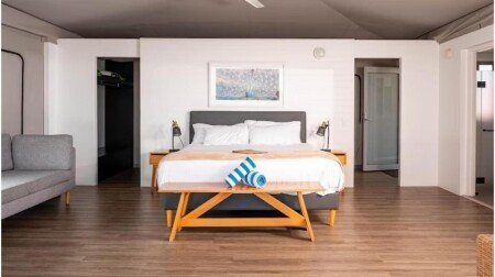 Unique house 1 guest, with pool