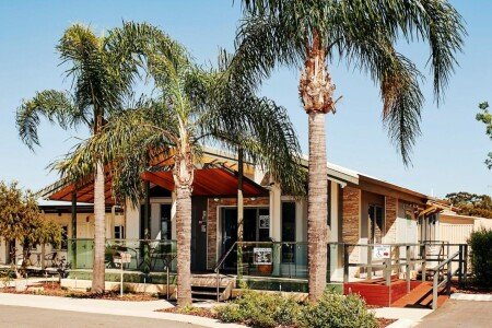 Resort 1 guest, with pool