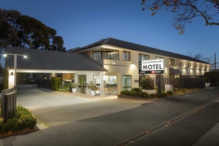 Hotel with garden