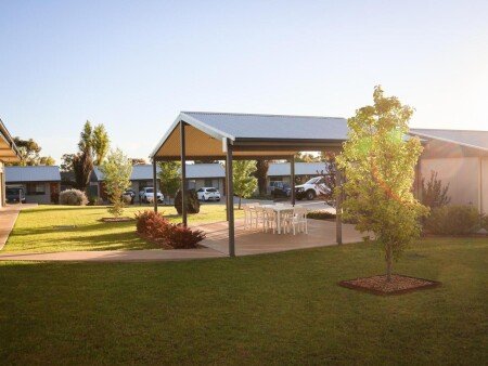 Aparthotel 6 guests, with garden