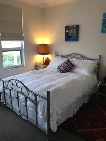 Bed and breakfast 1 bedroom, with garden