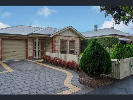 House 2 bedrooms, with garden