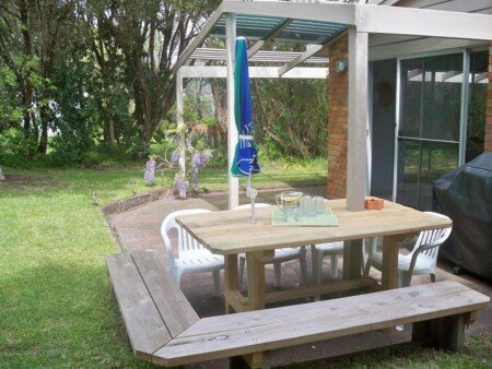 House 3 bedrooms, with parking