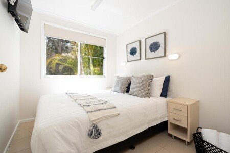 Resort 5 guests, with pool