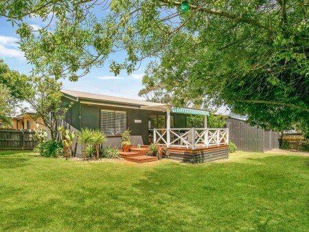 House 3 bedrooms, with garden