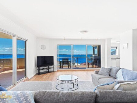 Apartment 3 bedrooms, with pool