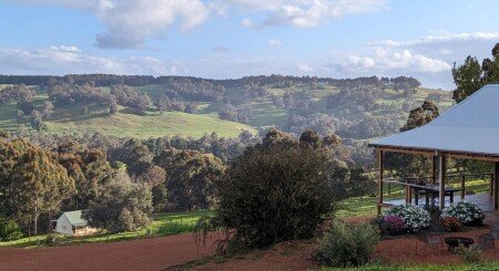 Apartment 1 guest, with garden