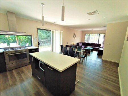 House 3 bedrooms, with garden