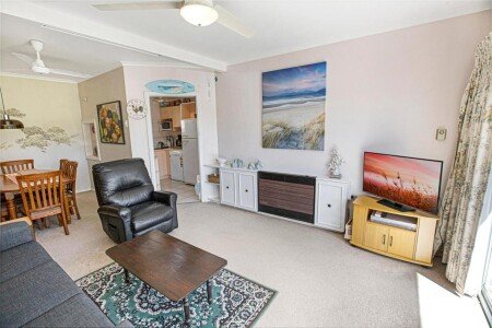 House 2 bedrooms, with garden