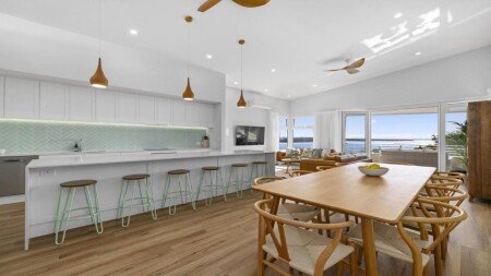 House 4 bedrooms, with air conditioning