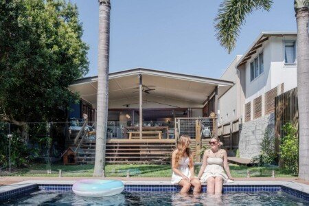 House 4 bedrooms, with pool