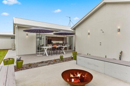 House 3 bedrooms, with garden