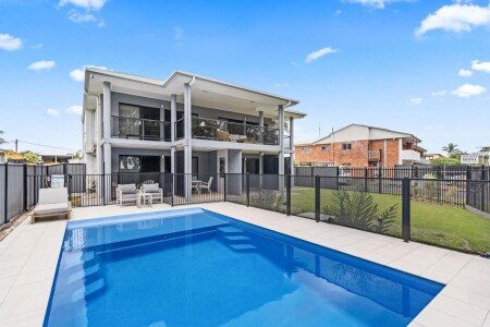 Apartment 4 guests, with pool