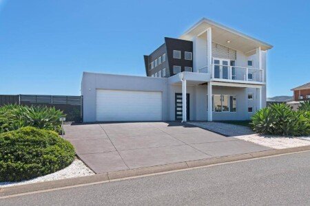 House 4 bedrooms, with garden