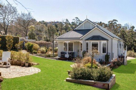 House 3 bedrooms, with garden