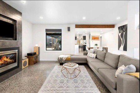 House 3 bedrooms, with pool