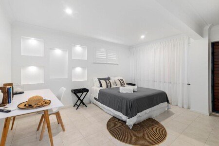 House 3 bedrooms, with garden