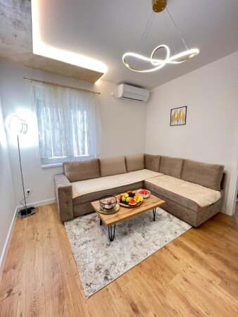 Wohnung 2 Schlafzimmer, mit Klimaanlage