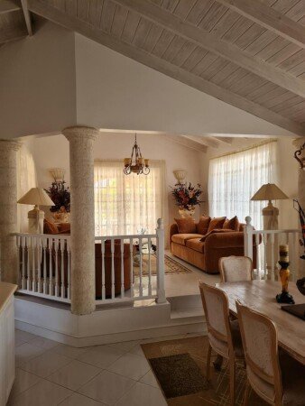 House 1 bedroom, with jacuzzi