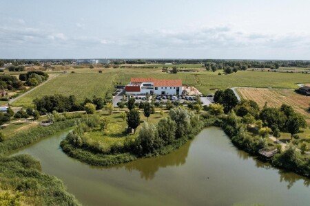 Hotel met tuin