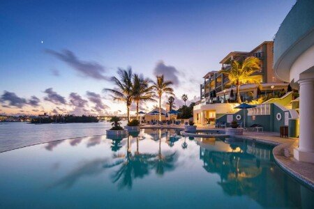 Hotel with jacuzzi