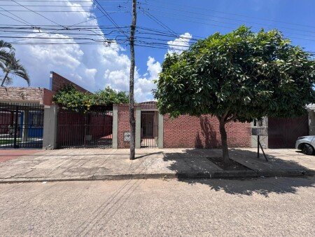 Hostal 2 huéspedes, con jardín