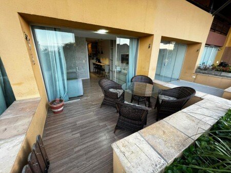 Apartamento 2 quartos, com piscina
