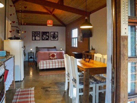 Casa 1 quarto, com jardim