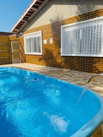Casa 2 quartos, com piscina