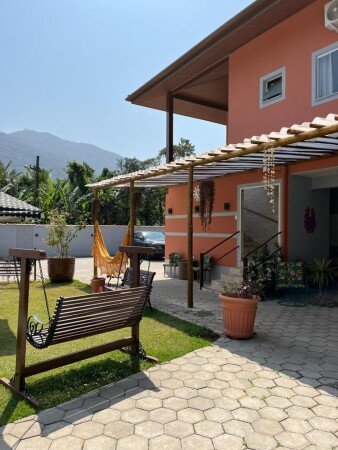 Pousada da juventude 5 convidados, com jardim