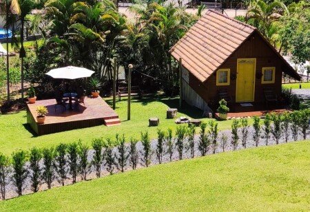 Chalé 1 quarto, com jardim