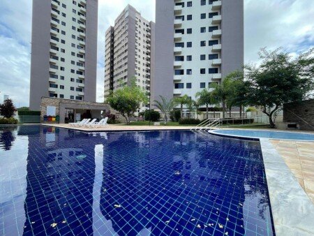 Apartamento 2 quartos, com piscina