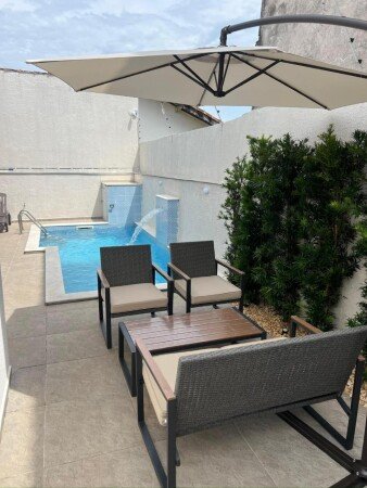 Casa 3 quartos, com piscina