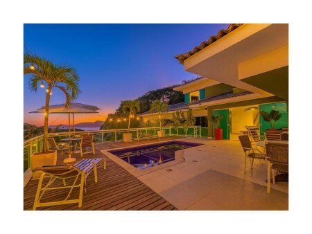 Bed and breakfast 3 guests, with pool