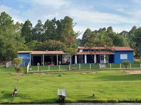 Casa 1 quarto, com jardim