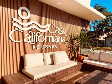 Hotel com piscina