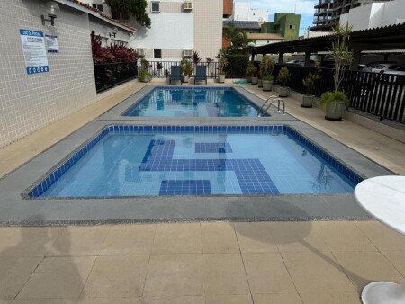 Apartamento 2 quartos, com piscina