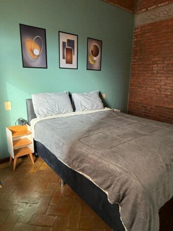 Pousada / Bed and breakfast 1 convidado, com piscina