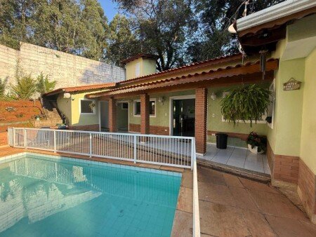 Casa 3 quartos, com piscina