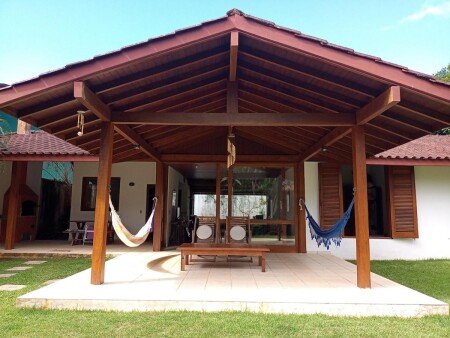 Casa 1 quarto, com jardim