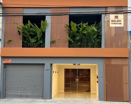 Hotel com jardim