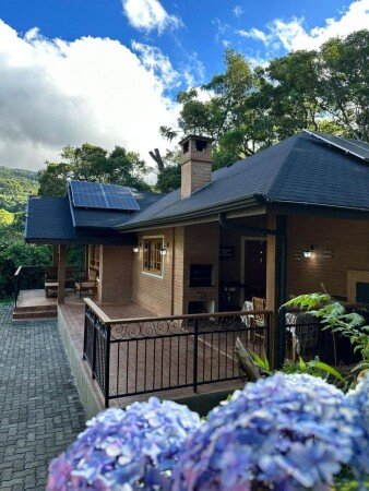 Casa 1 quarto, com jardim