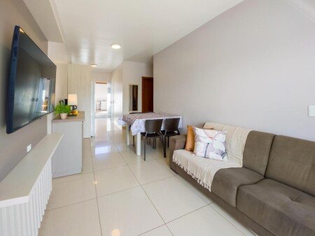 @todoptHouse 2 bedrooms, with garden