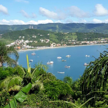 Casa 8 convidados, com jardim