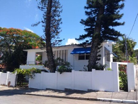 Pousada / Bed and breakfast 1 convidado, com jardim